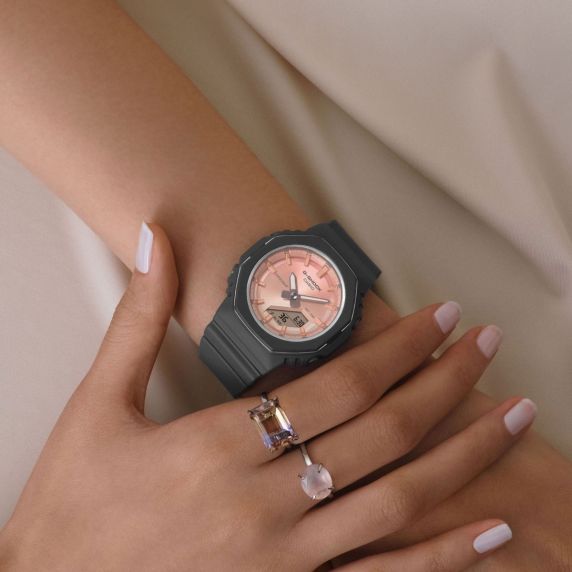 Casio G-Shock GMA-P2110SC-4AER