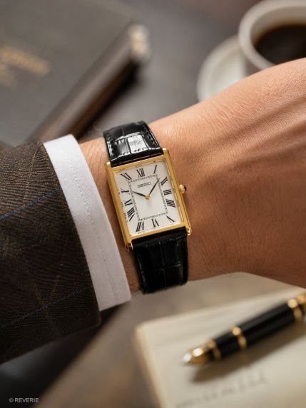 Seiko Mens Golden Roman Rectangular Sapphire 27mm